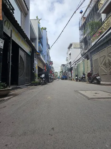 Bán nhà 101m² 4×26m² giá 10.5 tỷ Phường Bình Hưng Hòa