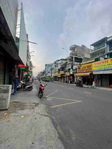Bán nhà 4 Tầng Lạc Long Quân Tân Bình