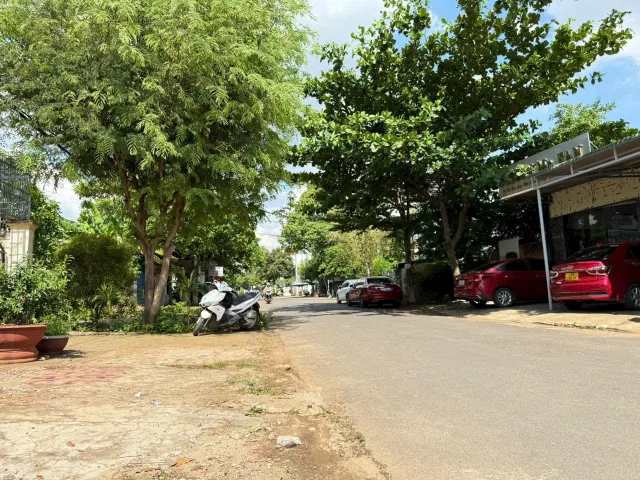 Bán đất 218m² giá 6.3 tỷ Phường Buôn Ma Thuột