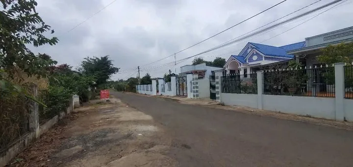 Bán đất 467.8m² ngang 20m giá 1.56 tỷ Xã Hòa Phú, thổ cư 100m2