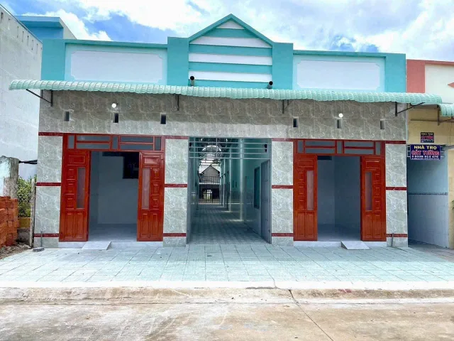 Bán nhà 300m² ngang 10m giá 5.1 tỷ Phường Chánh Phú Hòa