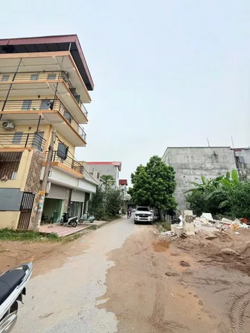 Bán 91m đất. Làn 3 đường núi bàn cờ. Lãm làng. Phường nam sơn bắc ninh