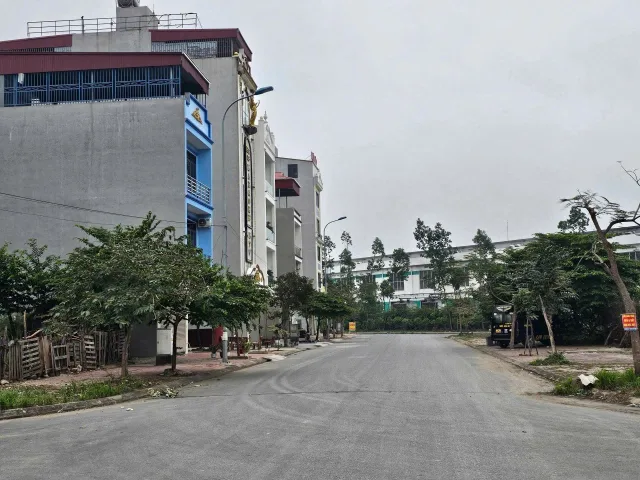 Bán 89m đất lô góc. Nhìn vườn hoa. Giãn dân chu mẫu 2. Phường nam sơn bắc ninh
