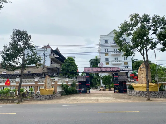 Bán Ks 2Mt quốc lộ 55 giá tốt. Hoàn công đầy đủ. tổng 60 phòng * 52 x70