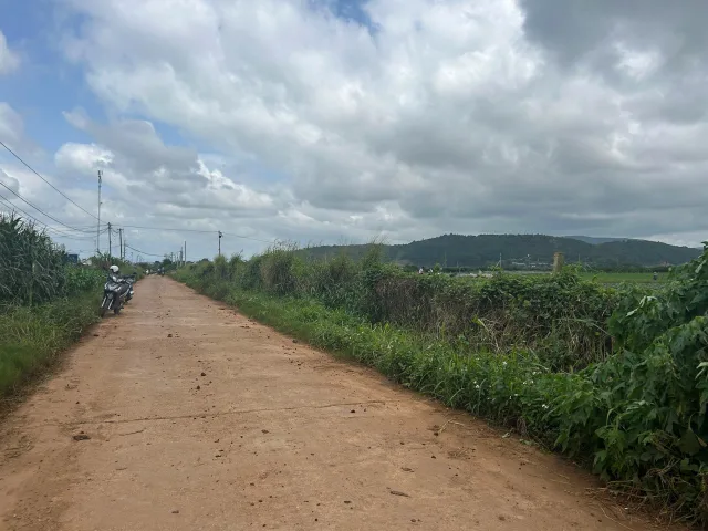 2,4 sào Đất Bồng Lai xã Hiệp Thạnh. Lâm Đồng.