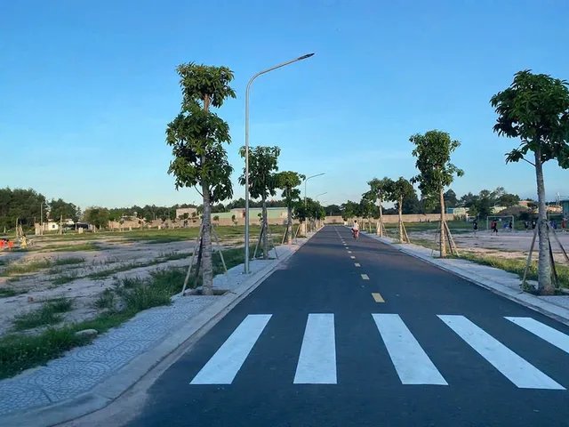 Cần bán KDC Long Thành - giá chỉ 16triệu/m2 - Sổ Hồng Riêng - Cách Sân Bay 5km