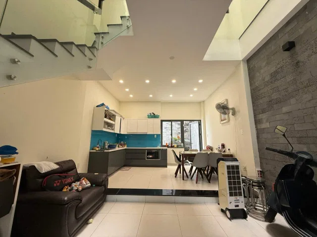 BÁN NHÀ 3 TẦNG KHU VEN SÔNG, HIỆP BÌNH CHÁNH - 85m2 - HOÀN CÔNG ĐỦ - 12.5 TỶ TL
