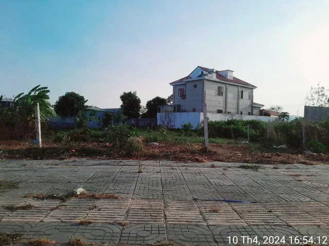 Bán đất biệt thự Mt đường Mô xoài. Gần vòng xoay.