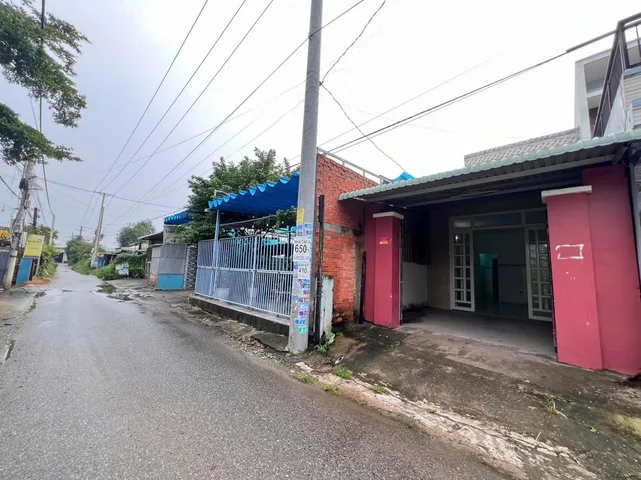Bán nhà 101.2m² ngang 4m giá 2.65 tỷ Xã Đức Hòa