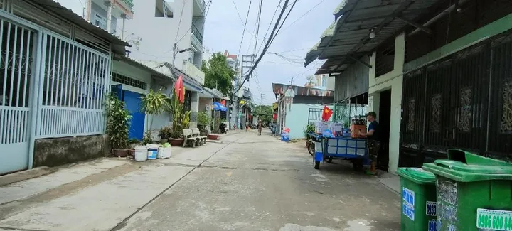 Bán nhà Dẫy Trọ,5 phòng HXH   Bình Thành,  Bình Tân