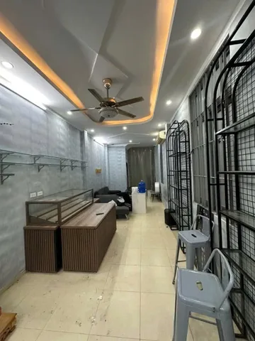 SIÊU PHẨM TÂY HỒ_ LÔ GÓC_ VỈA HÈ 10m- KINH DOANH ĐỈNH, GẦN CHỢ GẦN BV.