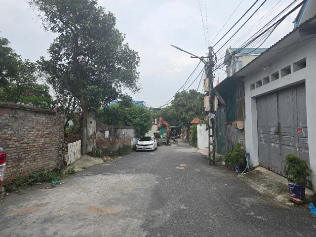 Bán 956m đất thổ cư. Lô góc khu bò sơn núi. Đường ô tô tránh nhau. Cách hồ điều hoà văn miếu 500m. Phường võ cường bắc ninh
