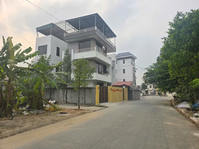 Bán 87m đất đấu giá xen kẹp phường khúc xuyên cạnh dabaco khúc xuyên. Thông 2 đầu. Phường võ cường bắc ninh