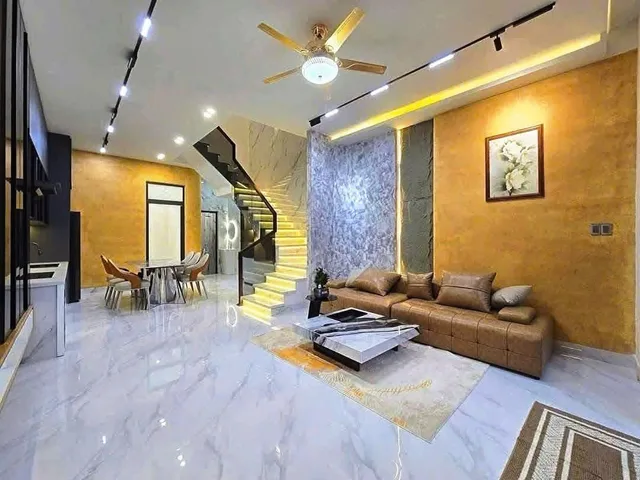 💥 SIÊU PHẨM NHÀ 3 TẦNG – MẶT TIỀN 7.5M HÒA MINH
🌊 Cách biển Nguyễn Tất Thành chỉ 1 phút đi bộ