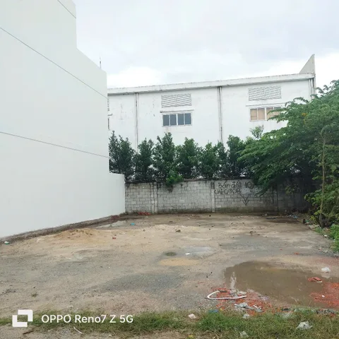 Bán đất 10*18m. Mt nhựa ngay chợ. Gần UBND xã XTS hóc môn