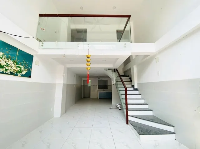 Nhà p.trường Thọ 3 tầng 6tỷ550 . Hẻm ô tô quay đầu  . Hoàn công công 148m²