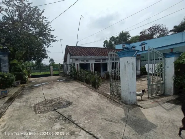 Bán nhà đất 194m2 full thổ. Gần UBND xã Xuân Thới Sơn