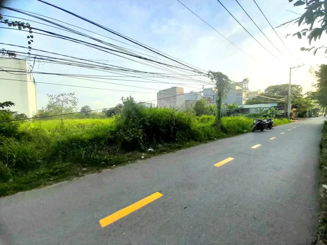 Bán đất thổ cư mặt tiền kinh doanh gần đường Lò Lu và khu đô thị Đông Tăng Long Quận 9