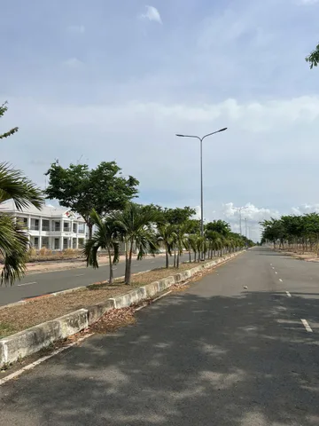 Thanh lí đất gần chợ An Bình. Giá tầm 2Tỷ(có thương lượng). Hạ tầng 100%, có sổ sang tay. Liên hệ trao đổi!!!