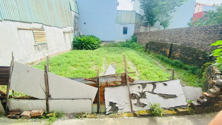 Bán 142m2 đất Quan Độ Văn Môn mặt tiền 9m khổ vuông giá chỉ 1.9 tỷ