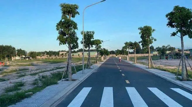 Tầm 1Tỷ1 có ngay 100m2, Full thổ cư, ngay sân bay Long Thành. Hạ tầng 100%_Có công viên nội khu tới 1 hecta. Hỗ trợ trả chậm 0% lãi tới 50%