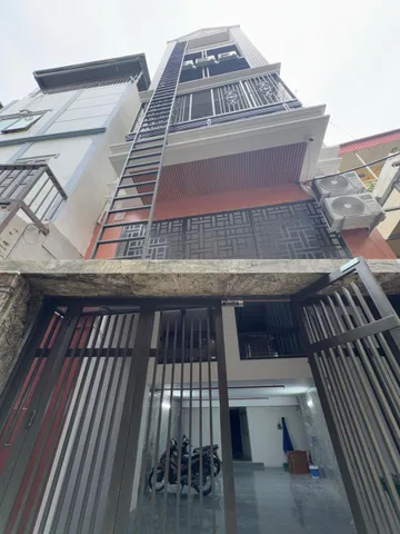 BÁN TÒA NHÀ CCMN MẶT NGÕ ĐƯỜNG BÙI XƯƠNG TRẠCH. 90M2 - 6 TẦNG. THANG MÁY. 19 PHÒNG KK.