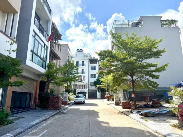 BÁN ĐẤT TĐC NGÕ 11,12 NGUYỄN VĂN CỪ,PHƯỜNG HỒNG HẢI,HẠ LONG