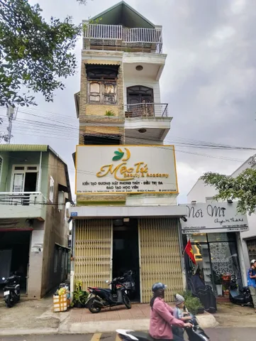 Bán nhà mặt tiền trần phú 52m² ngang 4,65m giá 7.9 tỷ Phường Buôn Ma Thuột