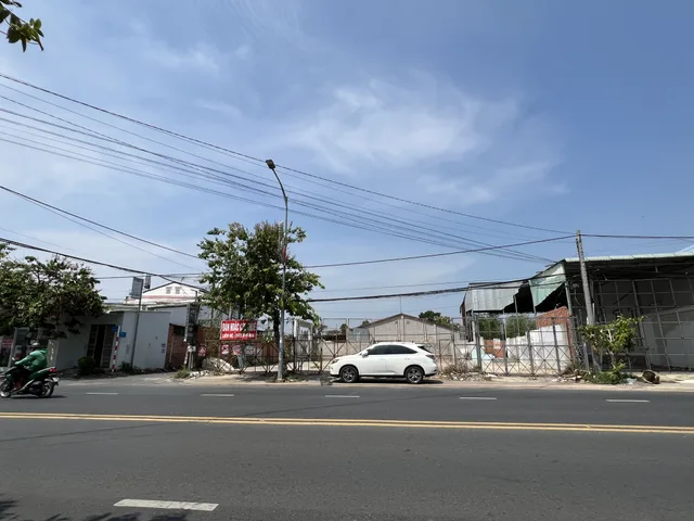 Bán đất 541.1m² ngang 17m giá 24 tỷ Phường Long Hoa
