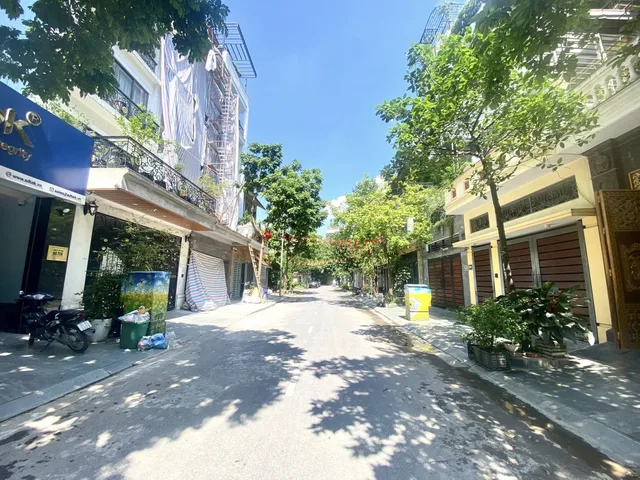 BÁN BIỆT THỰ YÊN XÁ. TÂN TRIỀU. 100M2 - 6 TẦNG. THANG MÁY. GARA Ô TÔ.