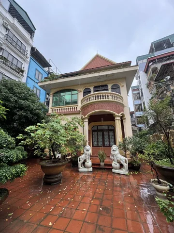BÁN BIỆT THỰ VIP ĐƯỜNG VƯƠNG THỪA VŨ. 300M2 XÂY 3 TẦNG. LÔ GÓC.