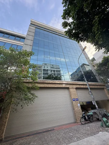 BÁN TÒA NHÀ VP 150M2 XÂY 7 TẦNG. THANG MÁY. MT 8M, ĐƯỜNG PHÚ DIỄN.