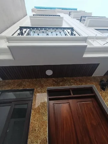 Nhà Kim Chung vị trí đẹp hoa hậu giá loanh quanh 5đ