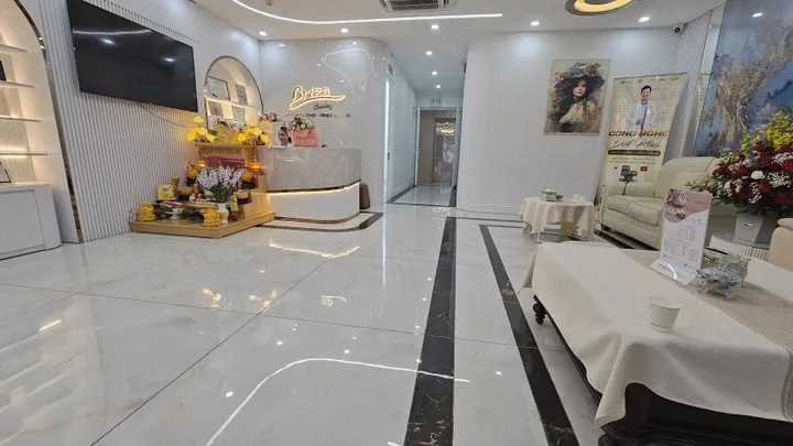 BÁN TÒA NHÀ VĂN PHÒNG MẶT PHỐ QUAN HOA – CẦU GIẤY – 143M² – 8 TẦNG + 1 HẦM – MẶT TIỀN 7.9M – GIÁ 110 TỶ
