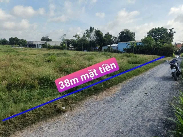 Bán đất thổ cư góc 2 mặt tiền đường Ôtô sát TL2 và QL22 trung tâm xã Tân Phú Trung Củ Chi TPHCM, DT: 400m2.
