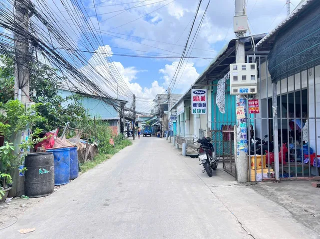Bán đất 194m² ngang 5x30m giá 2.5 tỷ Xã Mỹ Hạnh