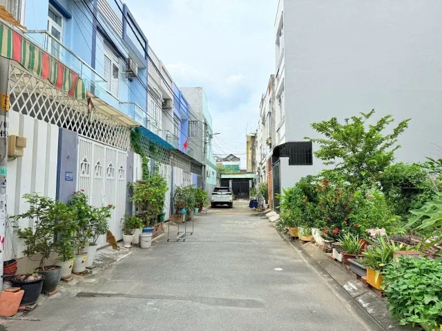 BÁN NHÀ HXH ĐƯỜNG LÒ LU, TRƯỜNG THẠNH, QUẬN 9 - 65m2 - 1 TRỆT 1 LẦU - GIÁ 5.6 TỶ TL