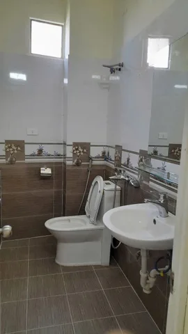 💥💥93m2 Nhà Dân xây Đức Thượng - 3 Tầng ô tô ngủ trong nhà - cách 1 nhà Trục chính Ô tô thông - 6x tr ( cả nhà đất)