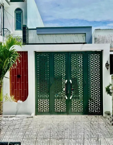 Nhà mới xây xong, hẻm 156 Nguyễn Trung Ngạn, vị trí đắc địa.