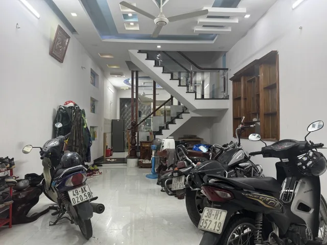 BÁN NHÀ HẺM XE TẢI ĐƯỜNG NGÔ CHÍ QUỐC, BÌNH CHIỂU - 73m2 - 1 TRỆT 2 LẦU - GIÁ 5.8 TỶ TL
