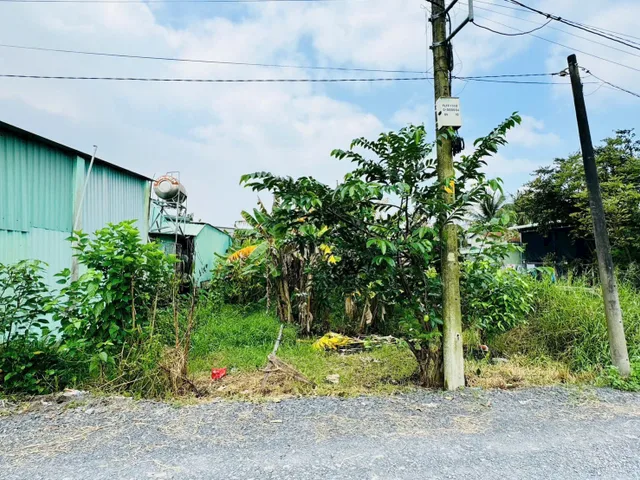 Bán đất thổ cư mặt tiền xe tải trung tâm xã Trung Lập Thượng Củ Chi TPHCM, DT: 10x26m.