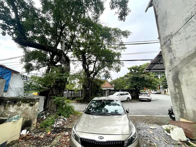 Bán lô đất 165m2 mặt tiền 9m trục kinh doanh oto tránh tại Đa Tốn 18 tỷ