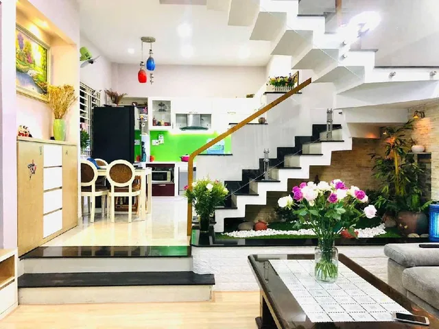 NHÀ ĐẸP HXH 2 TẦNG TÂN SƠN NHÌ TÂN PHÚ