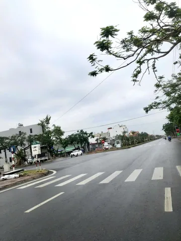 Siêu phẩm mặt đường Phạm Văn Đồng, ngã ba Trung Nghĩa - Lô đất 78m² ngang 6m giá 4.75 tỷ Phường Dương Kinh