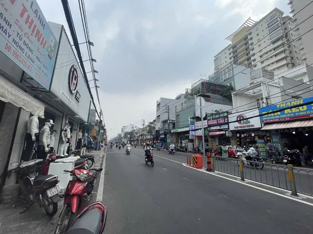 Bán nhà mặt tiền hậu giang 121.5m² ngang 4m giá 17.8 tỷ Phường Phú Lâm