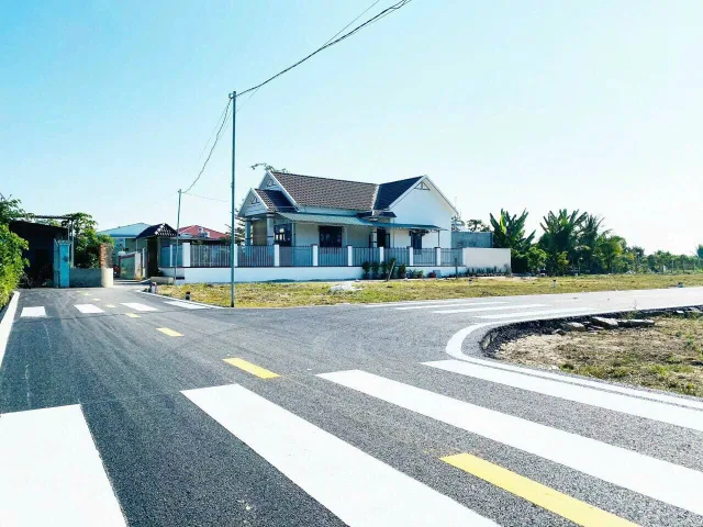 Bán đất 183,1m² ngang 10m giá 1.37 tỷ Xã Suối Hiệp