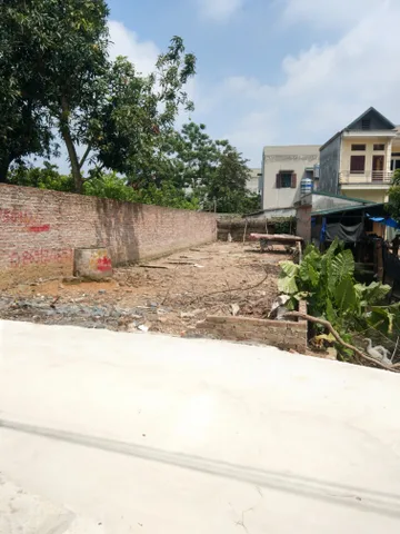 Cần tiền đầu tư kinh doanh gia đình tôi cần bán gấp lô đất 120m2 ở thôn Mai Trai