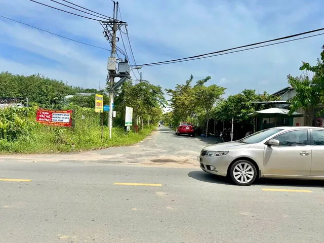 Bán đất góc 2 mặt tiền TL2 buôn bán kinh doanh đắt địa trung tâm xã Trung Lập Hạ Củ Chi TPHCM, DT: 15x23m.