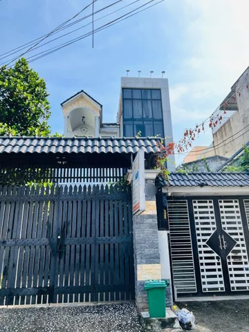 BÁN NHÀ ĐƯỜNG SỐ 8, TRƯỜNG THỌ - 167m2 - 4 TẦNG - GIÁ 12.9 TỶ - HẺM XE TẢI