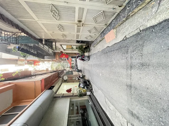 Bán nhà Thanh Nhàn -  Hai Bà Trưng 43.7m² ngang 4m giá 11.5 tỷ